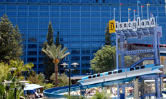 Disneyland Hotel 